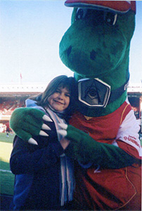 Fiona-with-Gunnersaurus