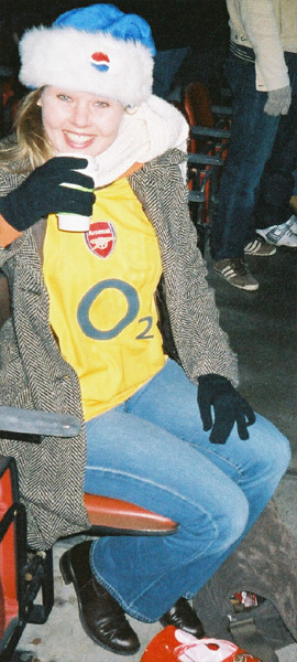 Evelien Gunner @ Arsenal v Chelsea - December 2005 - Photo by Jayl
